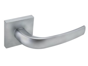 Klamka wewnętrzna Roothkin Luca QR14 - rozeta kwadratowa, chrom satyna