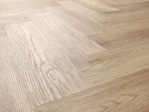 Dąb Harlow Amaron Arbiton.jpg